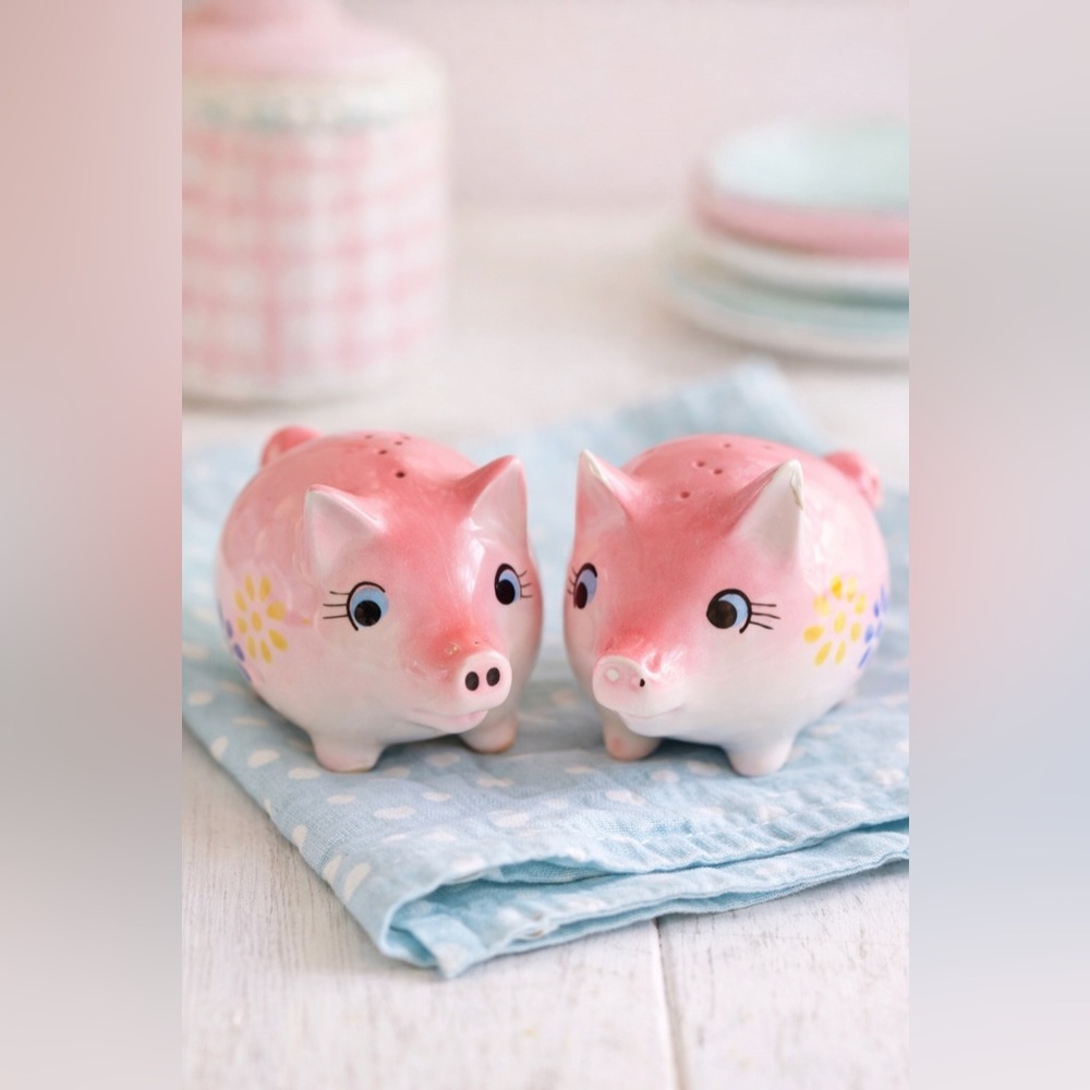 Vintage Pink Pig Salt & Pepper Shakers Japan Floral Ceramic Set